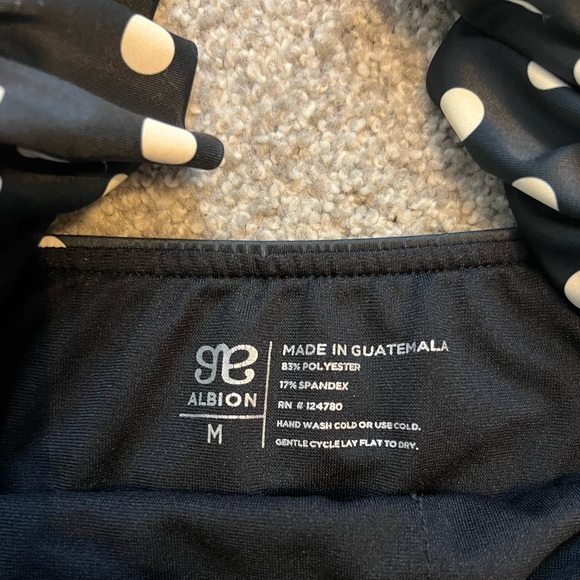 BLACK POLKA DOT BELLA CROP TOP - Picture 4 of 5